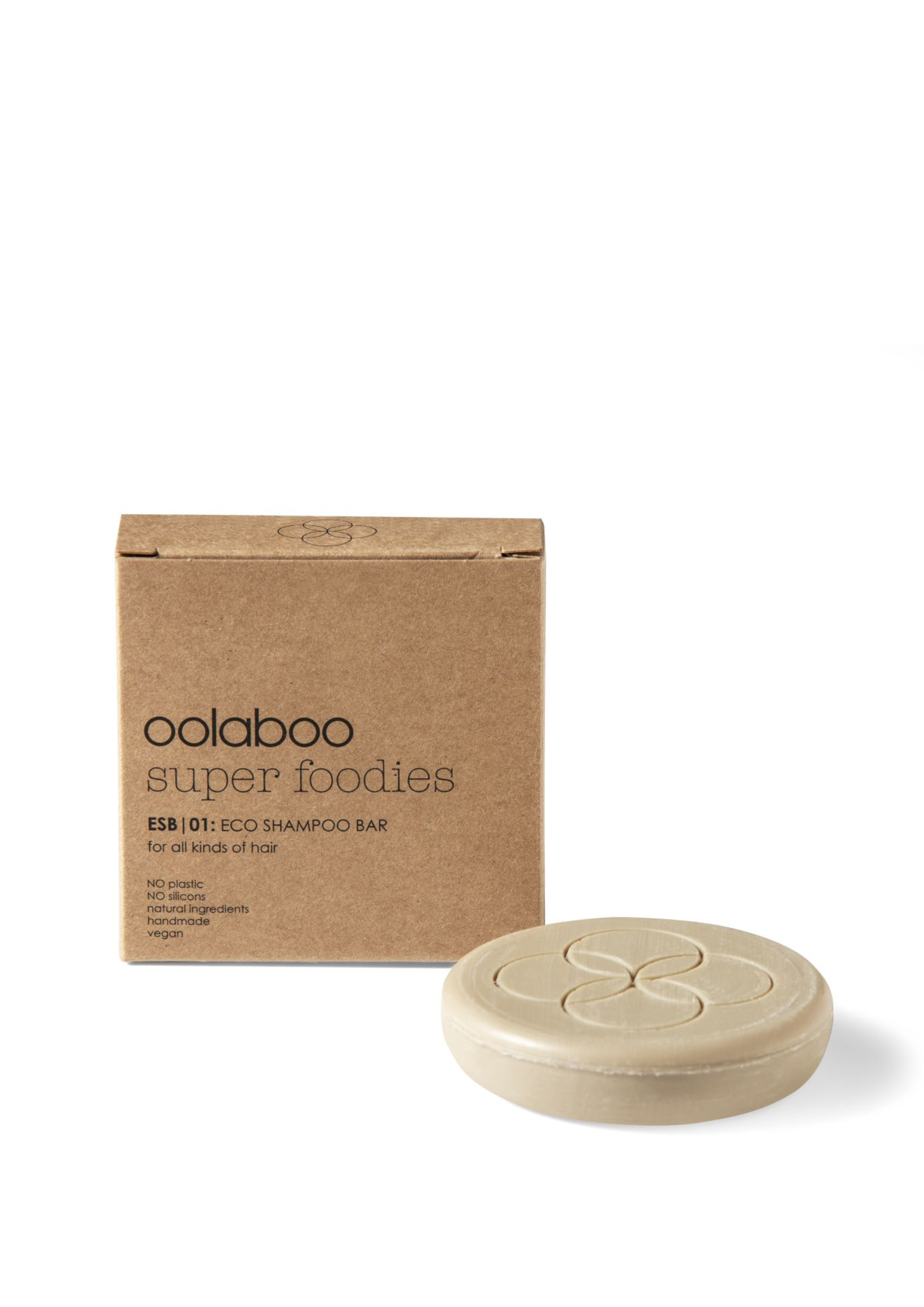 The super foodies eco shampoo bar is a shampoo in a solid form, which gives the hair a great shine and condition. 100% vegan, handmade, no silicones, no plastics.