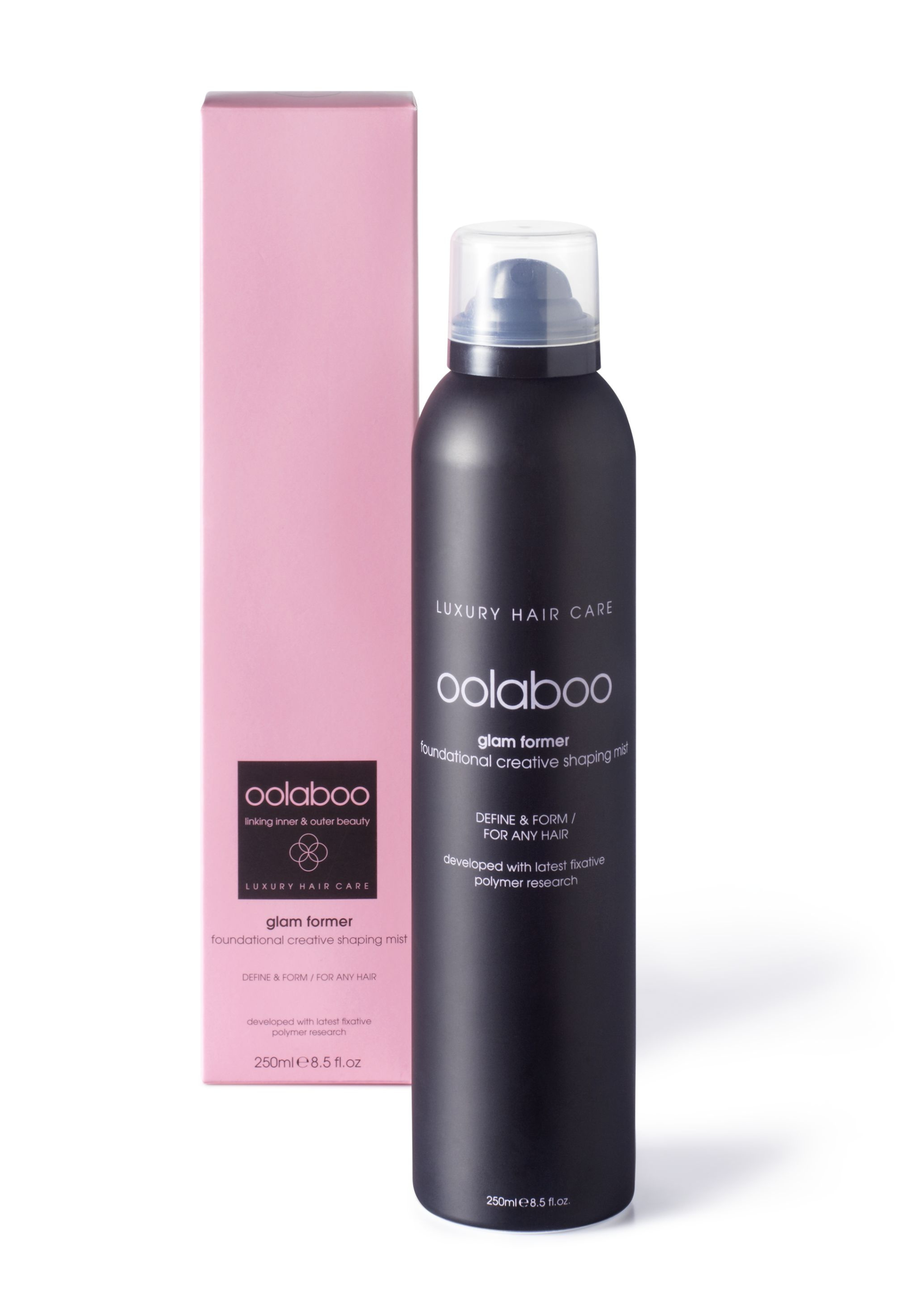 A flexible, lightweight and easy to brush out styling spray for a smooth hold. This airy and flexible mist is the ideal 'working spray' for an airy, shiny and natural style. Recommended for all hair types. This product is 100% vegan, free of parabens, sulphates (SLS/SLES) and mineral oils.